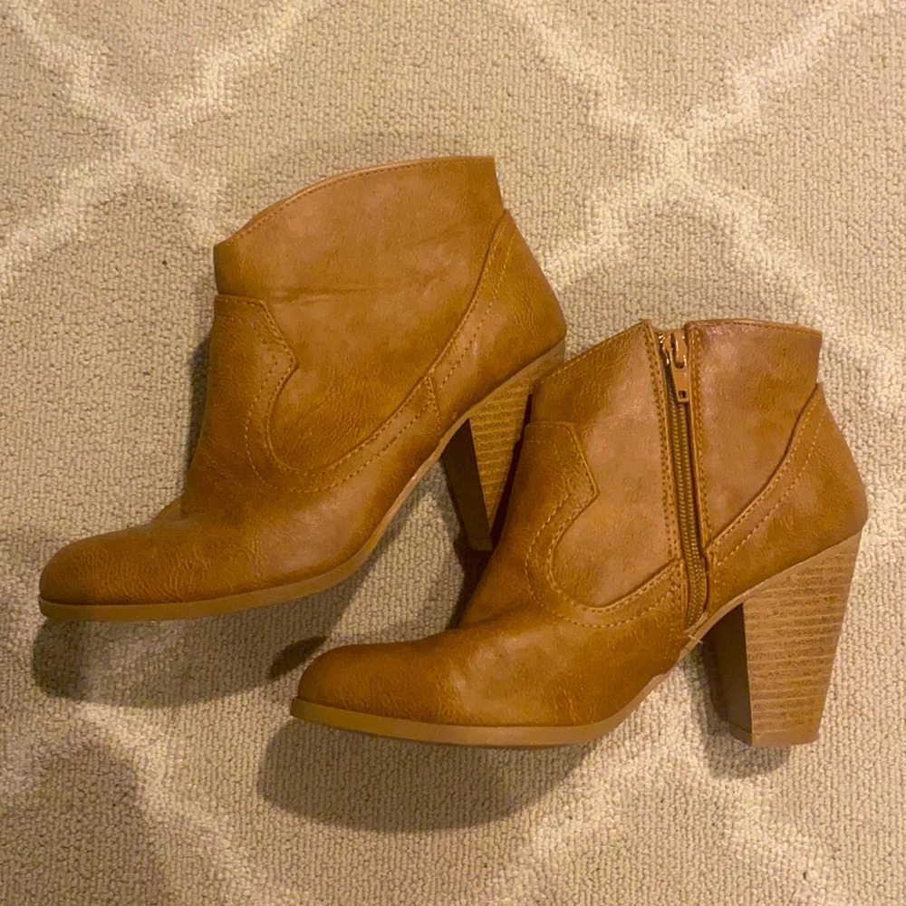 Leather booties